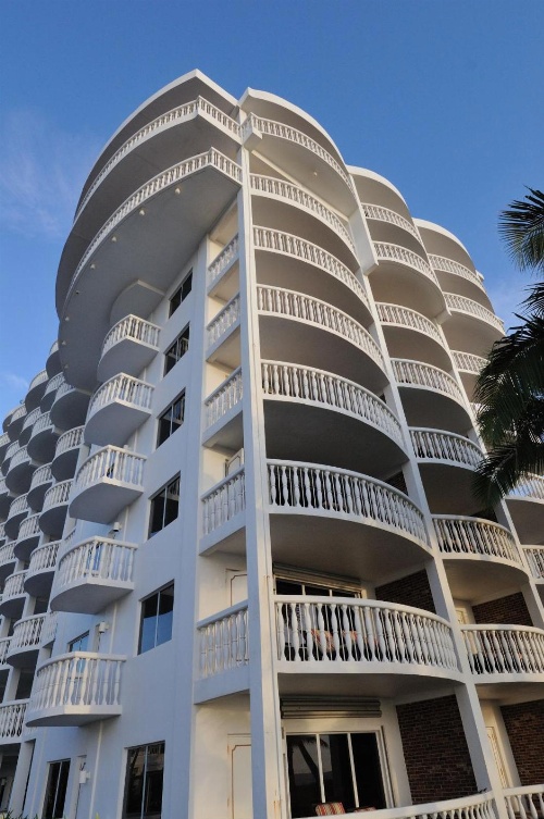 Beachcomber Resort & Club image 1