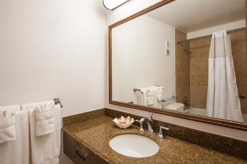 Beachcomber Resort & Club image 5